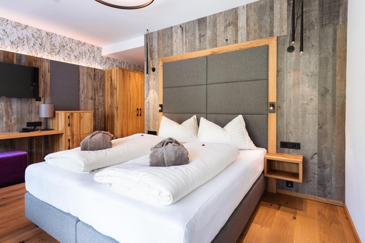 Hotel Lohningerhof Maria Alm am Steinernen Meer Quarto foto