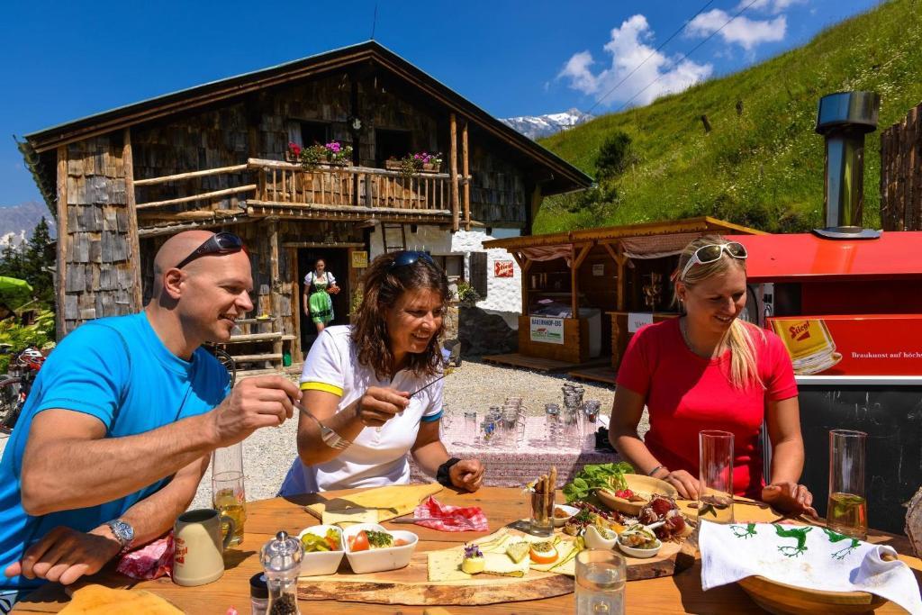 Hotel Lohningerhof Maria Alm am Steinernen Meer Exterior foto